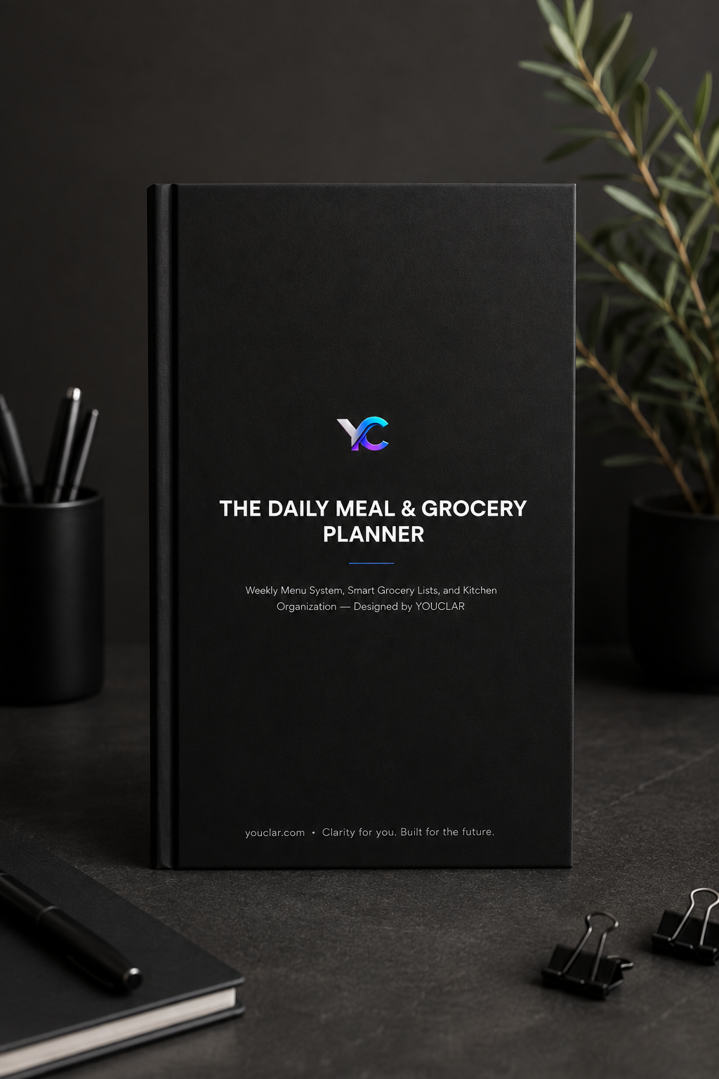 The Daily Meal & Grocery Planner | Weekly Meal Planner, Grocery List & Kitchen Organizer